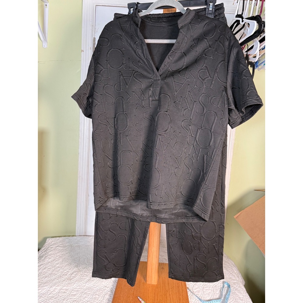 Black Textured Jacquard Letter Print 2 Piece Set Short Sleeve Top & Pants M